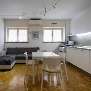 White House In Appartamento Vicenza